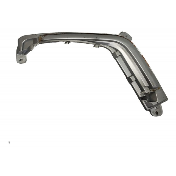 Moldura Aplique Farol Milha Peugeot 308 2012 A 2015 Direito Prateado Direito