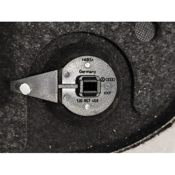 Tampa Interna Porta Malas Tiguan Lado Esquerdo 2010 2011 Cinza-escuro