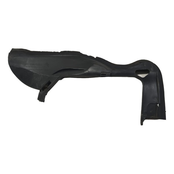 Acabamento Churrasqueira 308 2012 A 2015 Esquerdo Detalhe