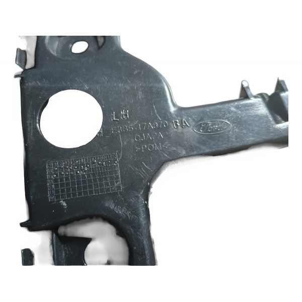 Guia Parachoque Dianteiro Esquerdo Ford Ka 14 A 18