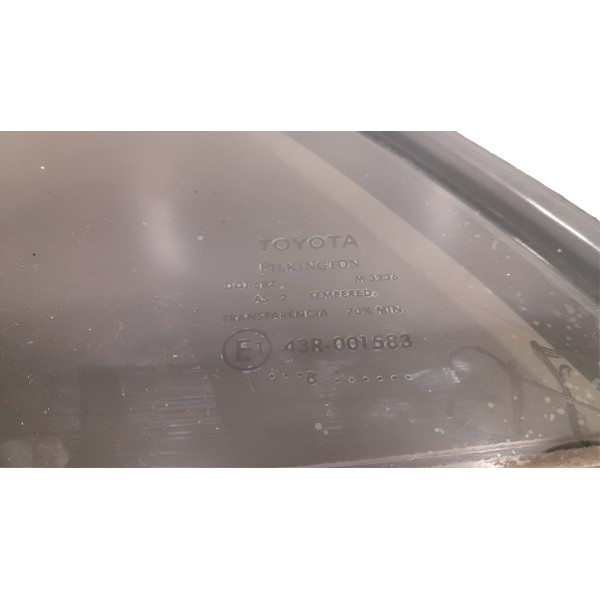 Vidro Vigia Traseira Esquerdo Toyota Corolla 2009/2013