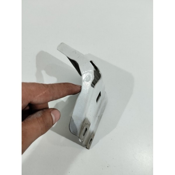 Suporte Paralama Direito Fiat Cronos Sedan Drive 1.3 8v 22