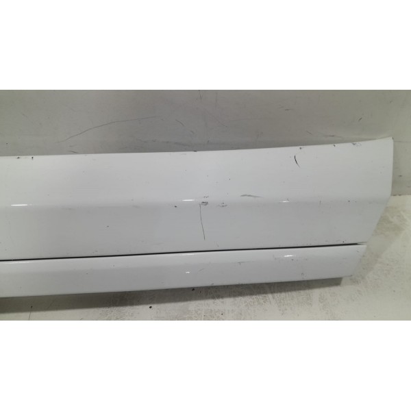 Aplique Tampa Traseira Ford New Fiesta Hatch 2013 A 2018