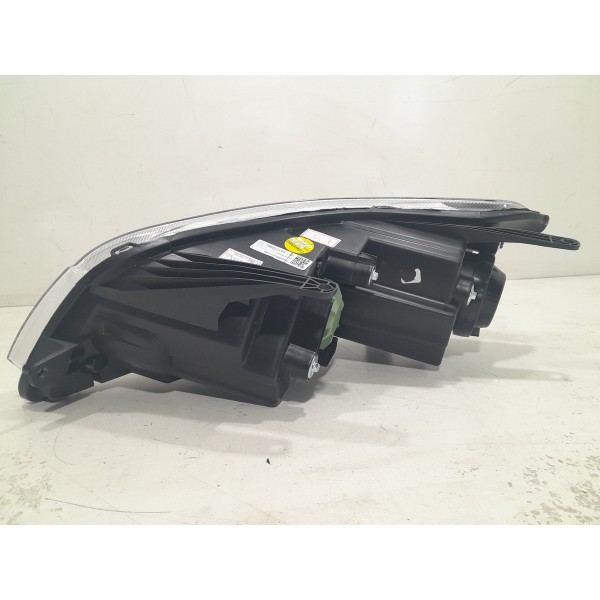 Farol Lifan X60 13/16 Direito Com Led Projetor E Motor Direito