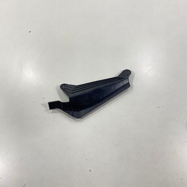 Defletor / Capa Fechadura Traseira Esquerda Hyundai Hb20