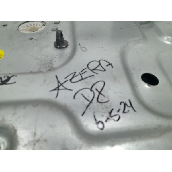 Máquina De Vidro Dianteira Direita Azera 2009 A 2011