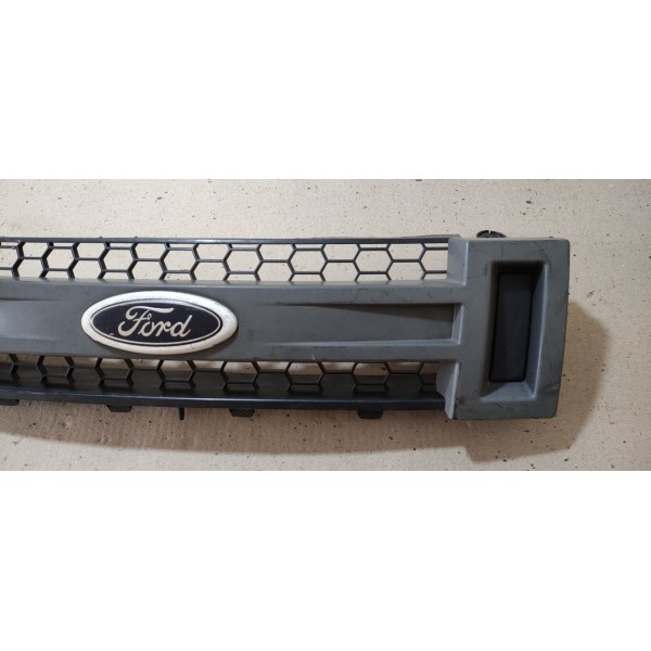 Grade Frontal Parachoque Diant Ecosport 08/12 (8n158200adw) Brilhante