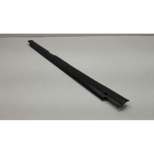 Cobertura Soleira Dianteira Direita Uno Mille 04 A 13 Ft280