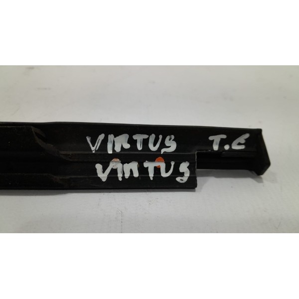 Pestana Externa Traseira Esquerda Volkswagen Virtus