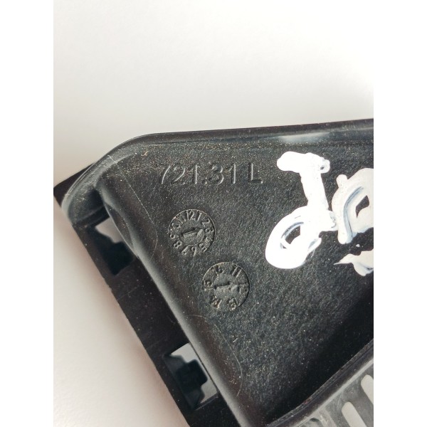 Suporte Chicote Farol Esquerdo Bmw 320i  2019/2022