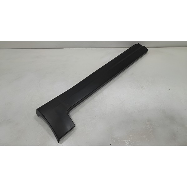 Acabamento Spoiler Lateral C4 Pallas Traseiro Esquerdo Preto