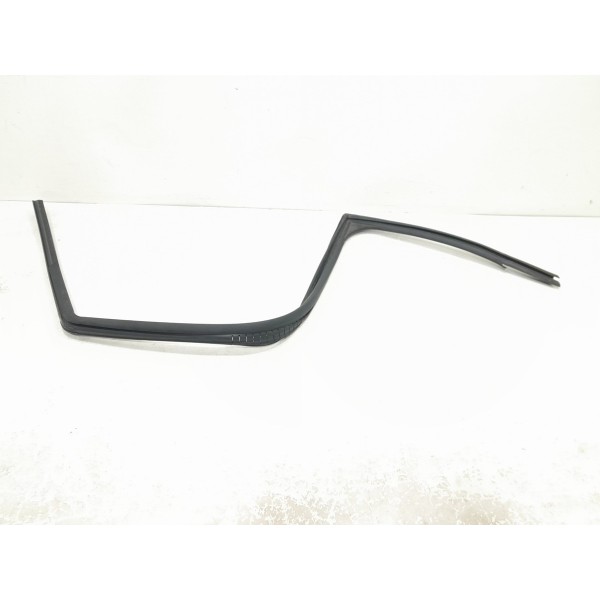 Borracha Da Calha Do Vidro Dianteira Esquerda C4 Cactus 2020