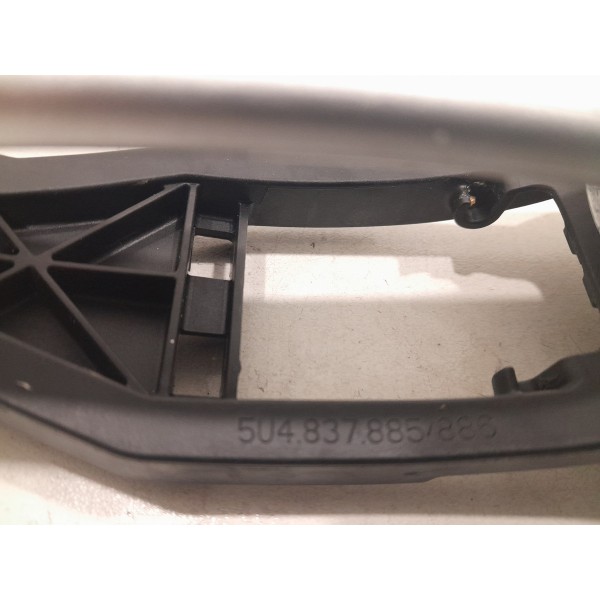 Macaneta Externa Traseira Esquerda Vw Fox 5u4837885 Traseira