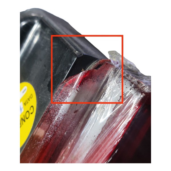 Lanterna Traseira Strada 2009 A 2013 Lado Direito Detalhe Esquerdo/motorista