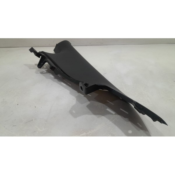Acabamento Coluna Tras Esquerda Hyundai Veloster  2012 Preto