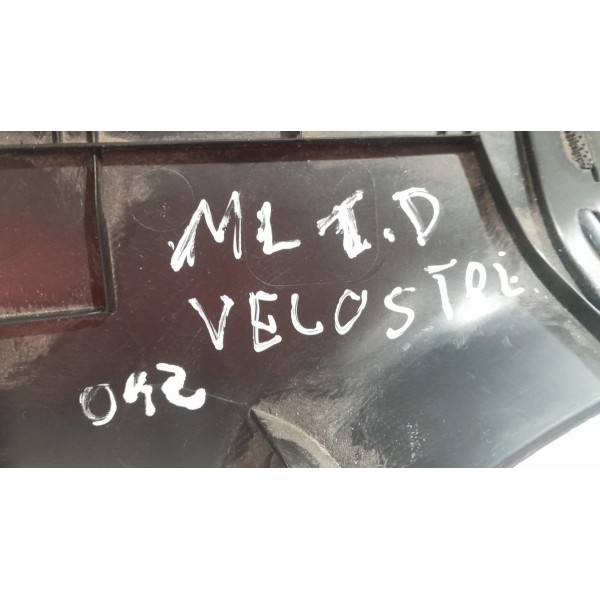 Acabamento Coluna Tras Esquerda Hyundai Veloster  2012 Preto