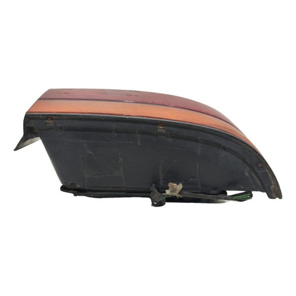 Lanterna Traseira Diamant 1991 A 1993 Lado Direito Detalhe Direito/passageiro