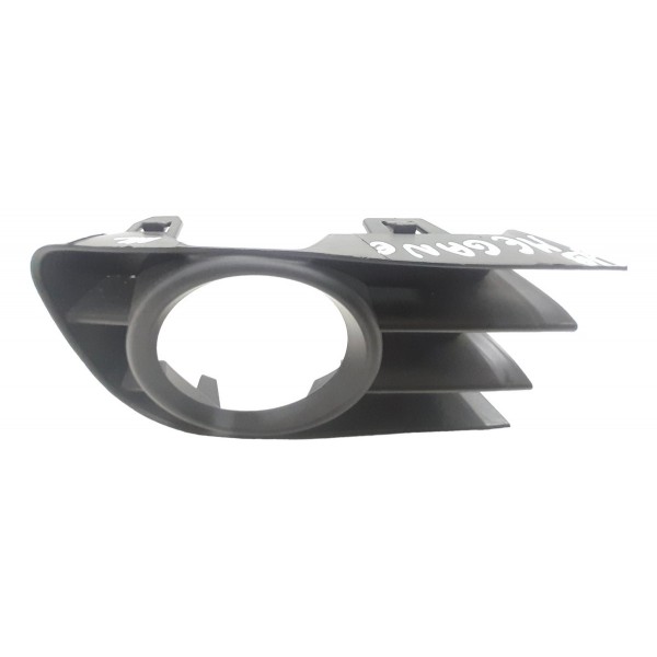 Moldura Farol Milha Direito Megane 2006 Ao 2012 Preto Direito