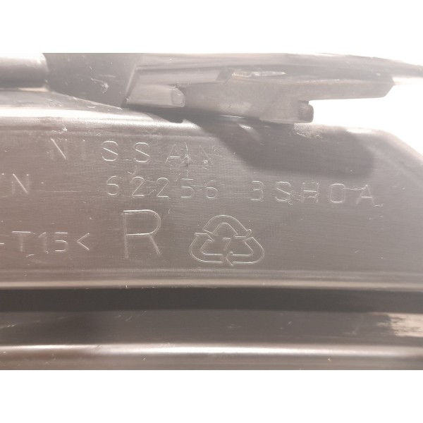 Moldura Farol Milha Nissan Sentra 2013/2016 Direito Preto Direito