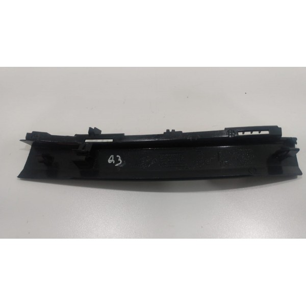 Acabamento Coluna Porta Dianteira Esquerda Audi Q3 2014 2015