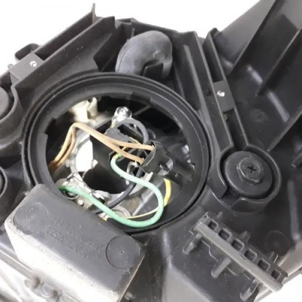 Farol Hyundai Hb20 Hb20s 12 16 Mascara Negra Arteb Direito - Direito