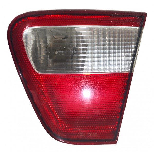 Lanterna Traseira Tampa Cordoba 1999 A 2003 Direito Original Direito/passageiro Vermelho