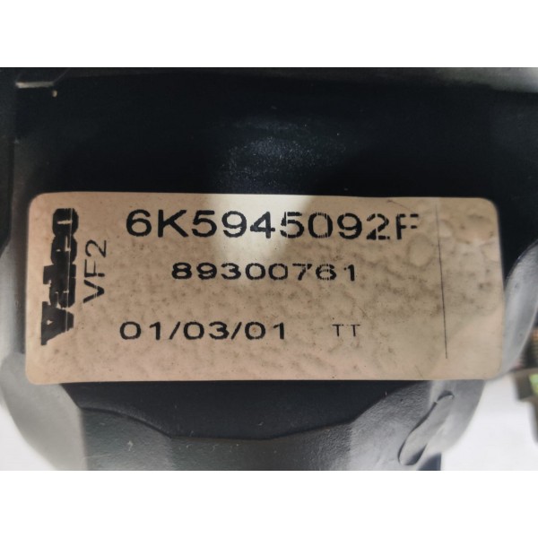 Lanterna Traseira Tampa Cordoba 1999 A 2003 Direito Original Direito/passageiro Vermelho