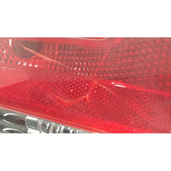 Lanterna Traseira Esquerda Prisma 2015 / 2020 Detalhe - Esquerdo/motorista - Vermelho