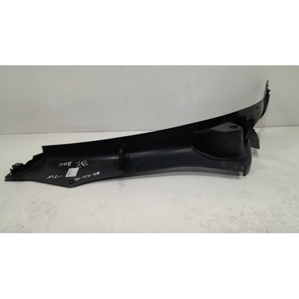 Acabamento Lateral Banco Traseiro Passageiro Peugeot 308