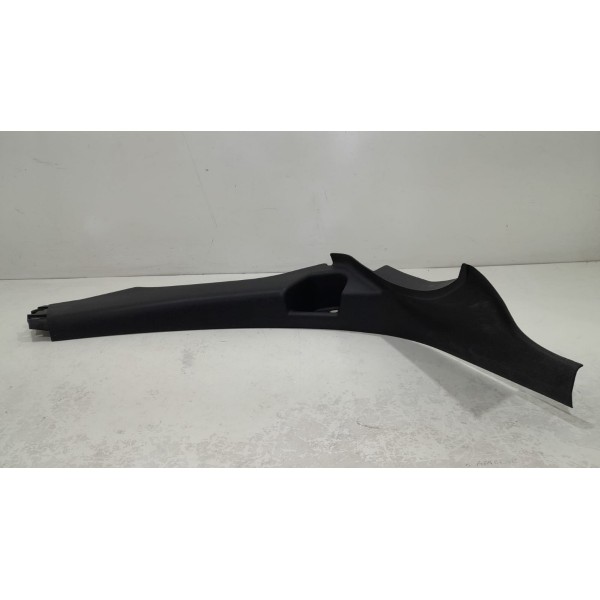 Acabamento Lateral Banco Traseiro Passageiro Peugeot 308