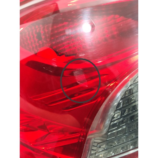 Lanterna Traseira Ka Hatch 2019 A 2022 Fume Detalhe Direito/passageiro Vermelho