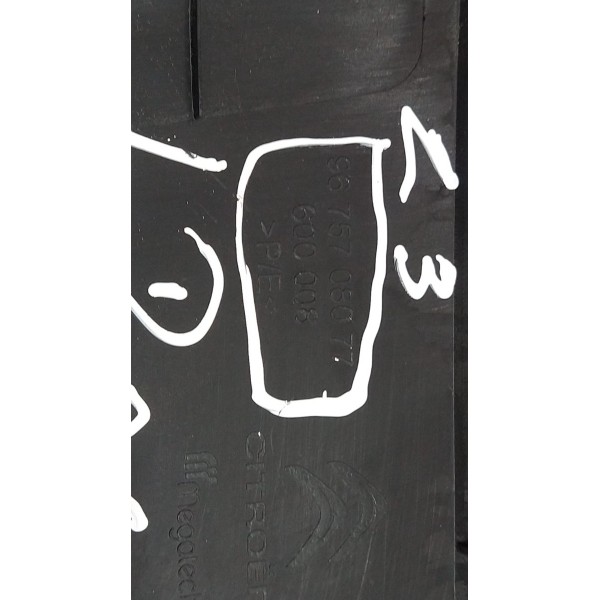 Moldura Coluna Inferior Esq Citroen C3 2019 9675708077