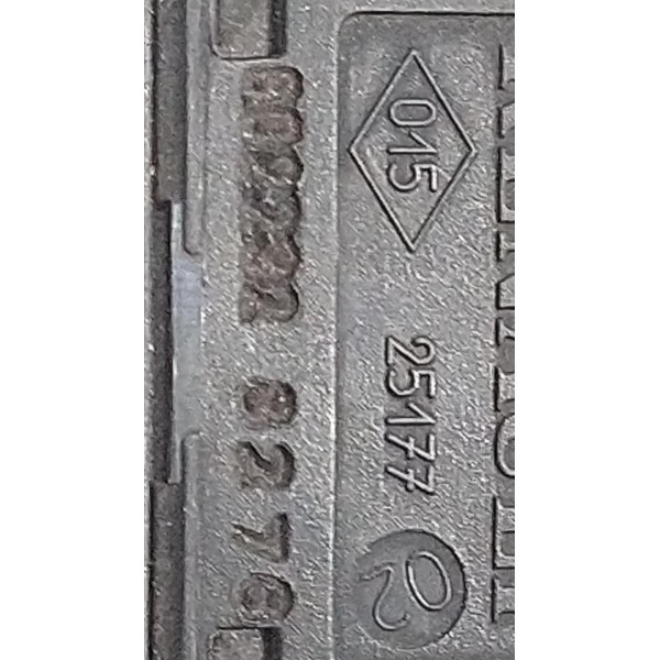 Botão Interruptor Do Pisca Alerta Logan Sandero 2007 À 2009 Preto