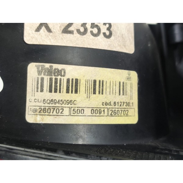 Lanterna Direito Polo Hatch 2003 A 2006 Detalhe Tricolor Direito/passageiro Tricolor