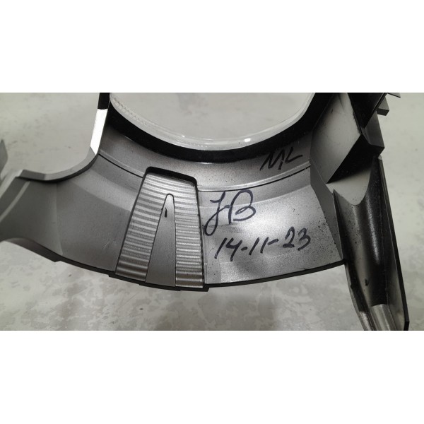 Moldura Interna Farol Direito Bmw 320i 2014 Original 72132r Direito