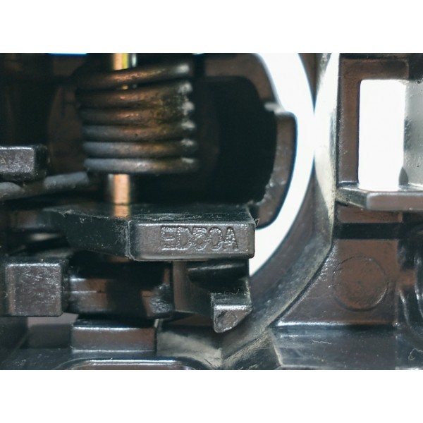 Maçaneta Interna Traseira Direita Nissan Livina 2014 Dianteira/traseira