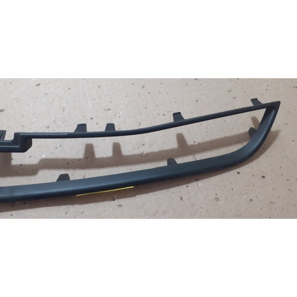 Moldura Grade Dianteira Orig Celta Prisma 2012/16 (94734435) Preto