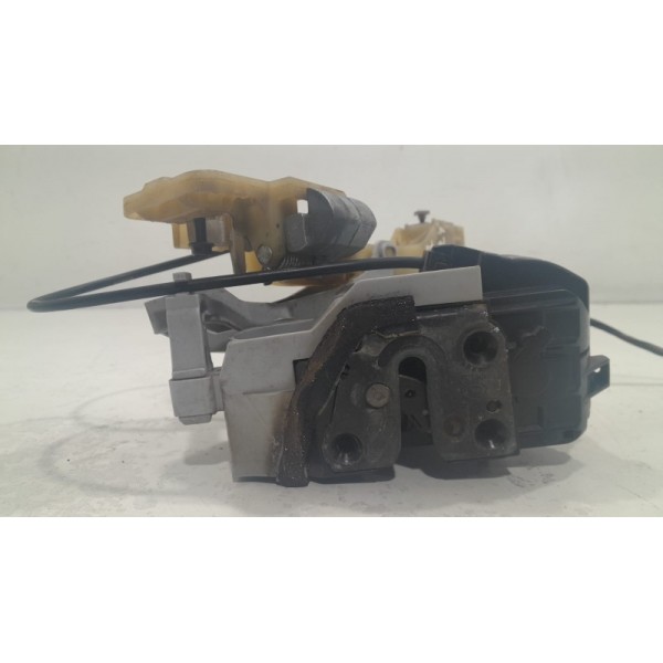 Fechadura Porta Traseira Direita Azera Usada