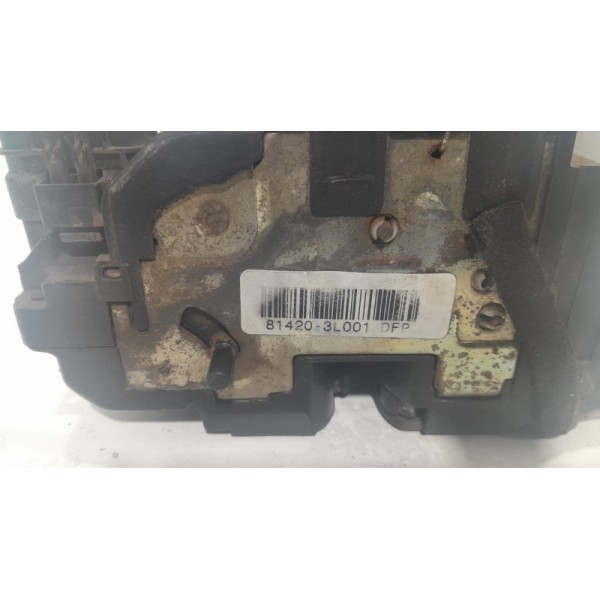 Fechadura Porta Traseira Direita Azera Usada