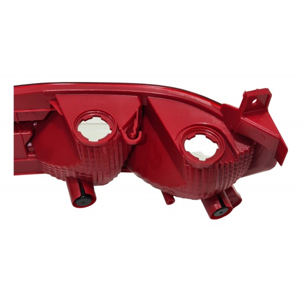 Lanterna Parachoque Traseiro Hb20 2023 A 2026 Lado Direito Direito/passageiro Vermelho