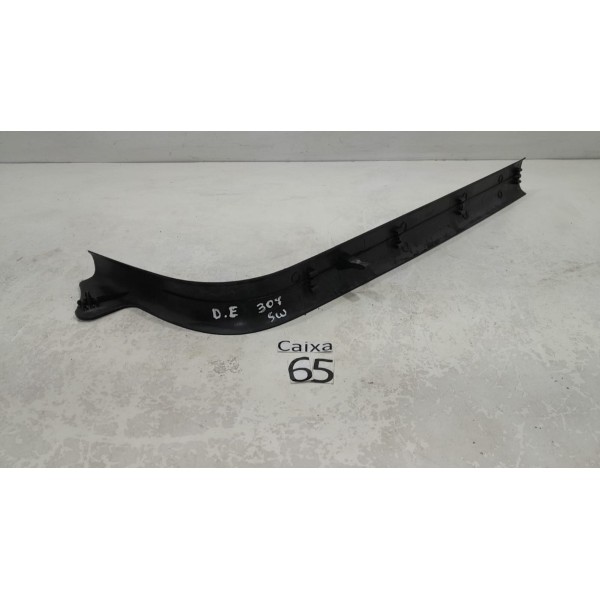 Soleira Porta Dianteira Esquerda Peugeot 307 Sw 2004