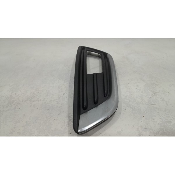 Moldura Farol De Milha Esquerdo Ford Focus 18 Preto
