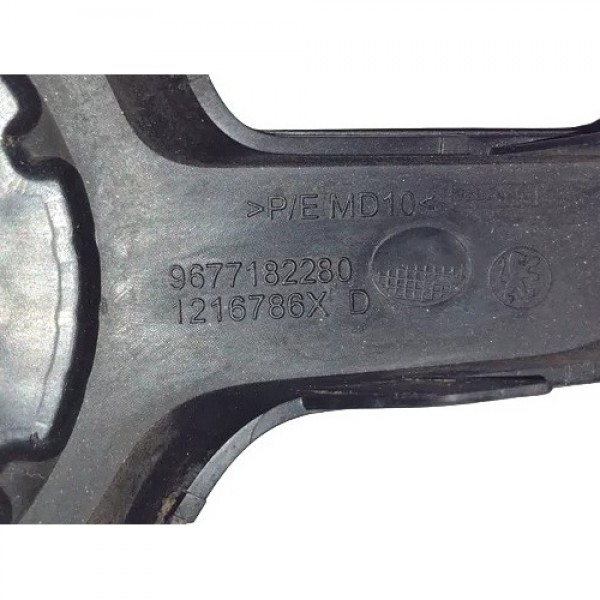 Moldura Farol De Milha Peugeot 208 Lado Direito 9677182280 Direito