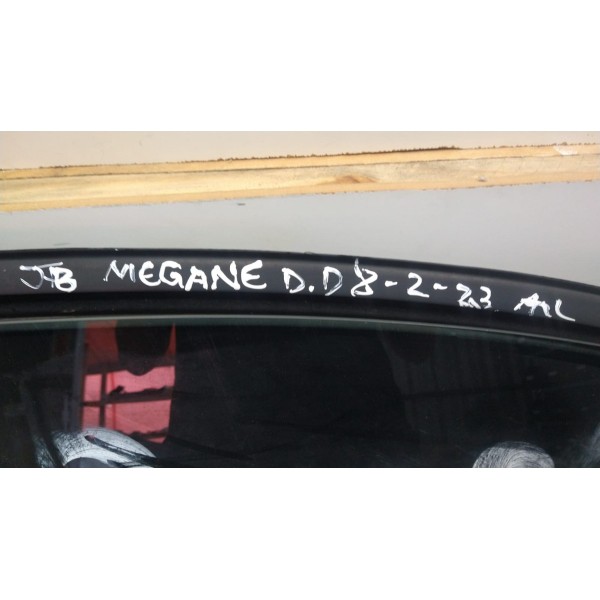 Porta Dianteira Direita Renault Megane 2.0 16v Apenas Lata Dianteira Dianteiro Preto