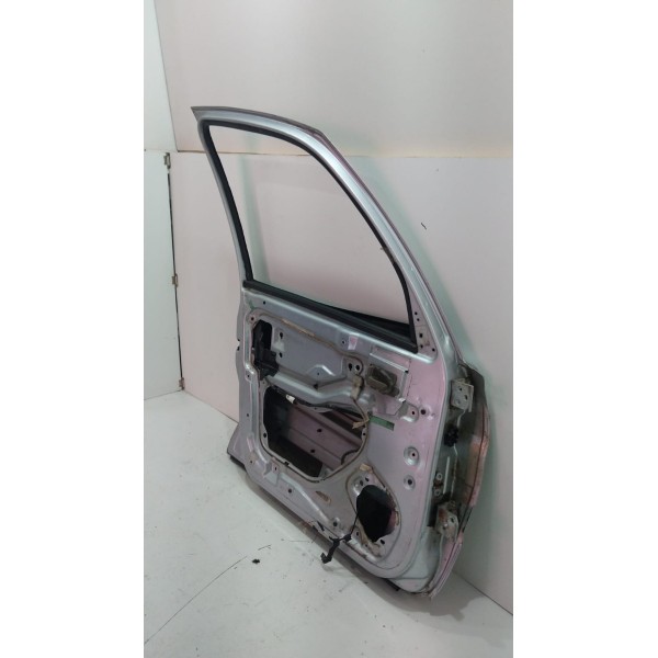 Porta Dianteira Esquerda Citroën Picasso Apenas Lata. Dianteira Esquerdo Prateado