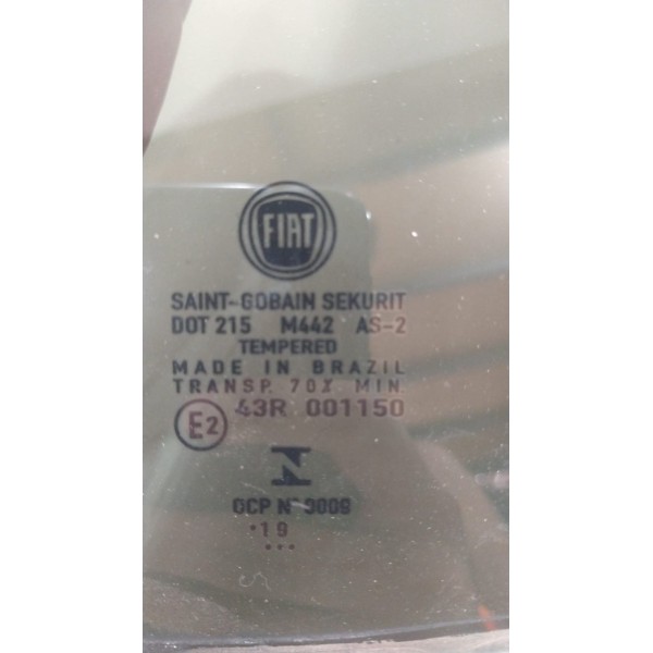 Vidro Fixo Lateral Traseiro Fiat Uno Vivace