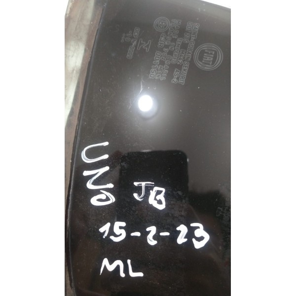 Vidro Fixo Lateral Traseiro Fiat Uno Vivace
