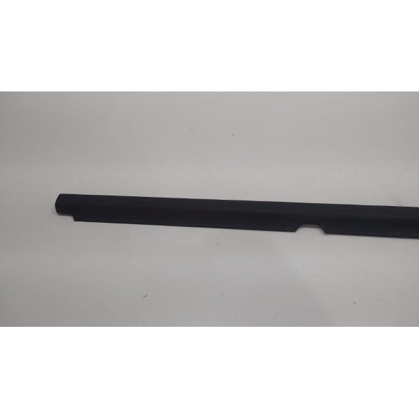 Canaleta Porta Traseira Esquerda Volkswagen Tiguan 2017