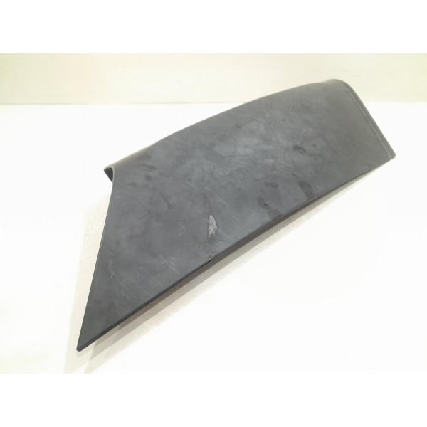 Acabamento Coluna Traseira Esquerda  Range Rover 2003 4.4