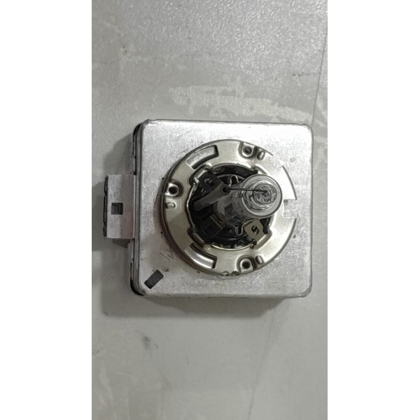 Lâmpada De Xênon D1s 35w Original Código 9285148294 Usada